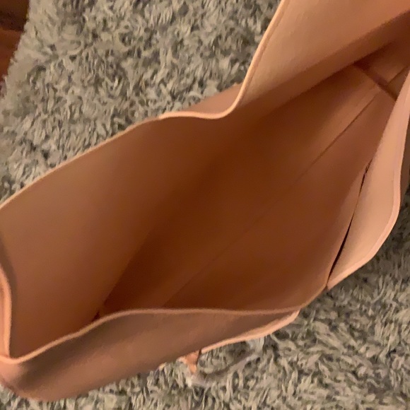 Ulta Beauty blush tote nwt’s! - Picture 5 of 5